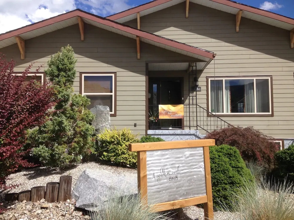 A Golden Mile BnB