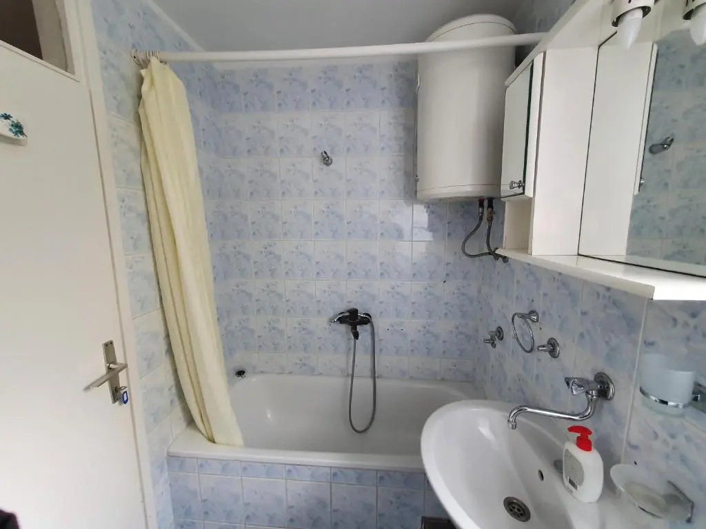 Comfort Apartment with wi-fi and parking Sarajevo Center