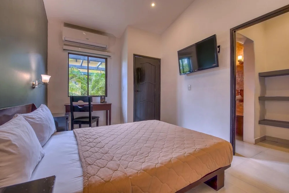 Wayak Hotel