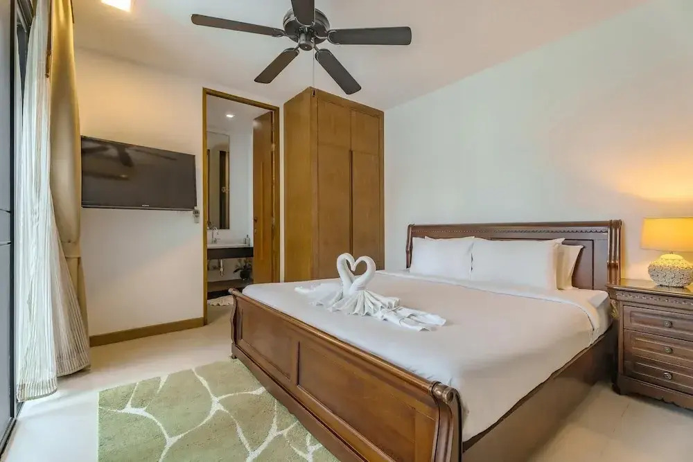 Wings Elegant 2BR Villa Bang Tao Beach