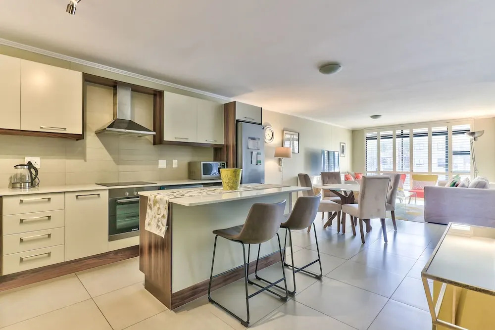 2 Bedroom Apartment in Century City