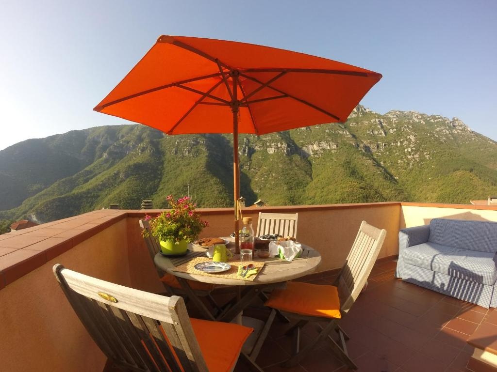 Arvé Castelbianco - B&B e Appartamento