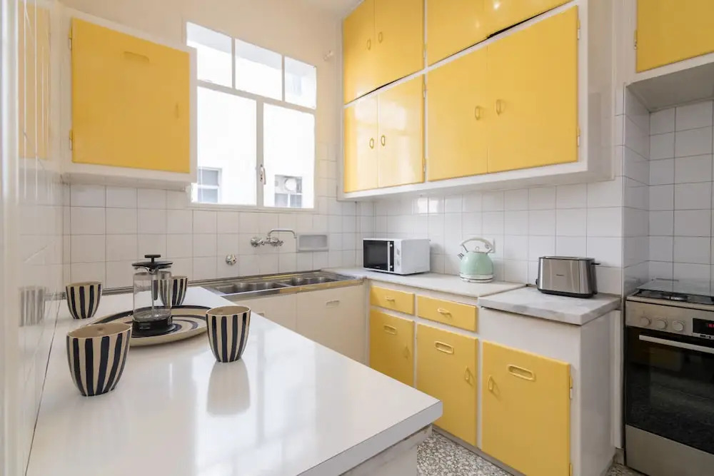 Phaedrus Living: City Center Flat Michalakopoulou