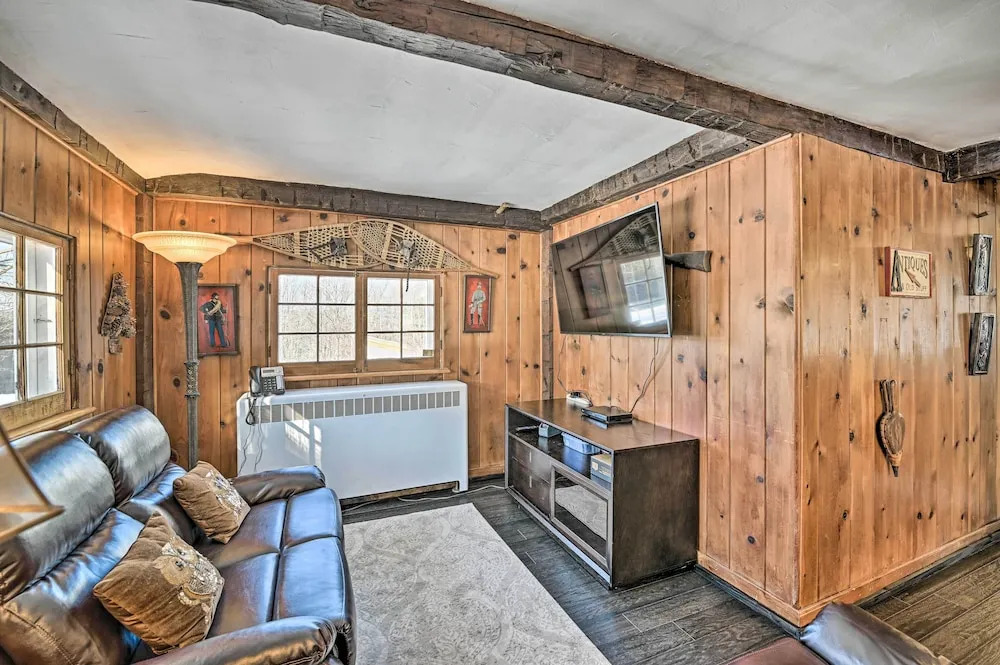 All Year-round Retreat Near Windham Mountain