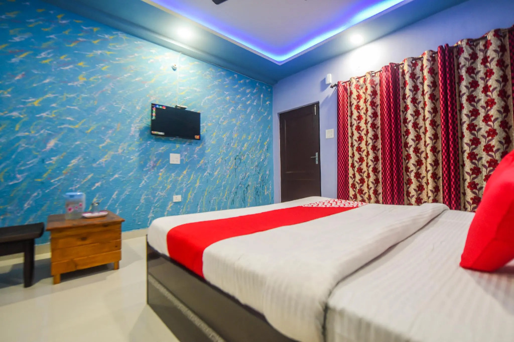 OYO 15935 Hotel Shivay