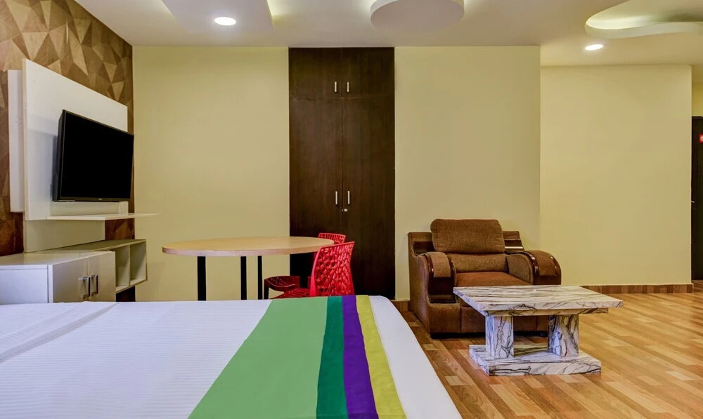 Rich Inn Studios and Suites