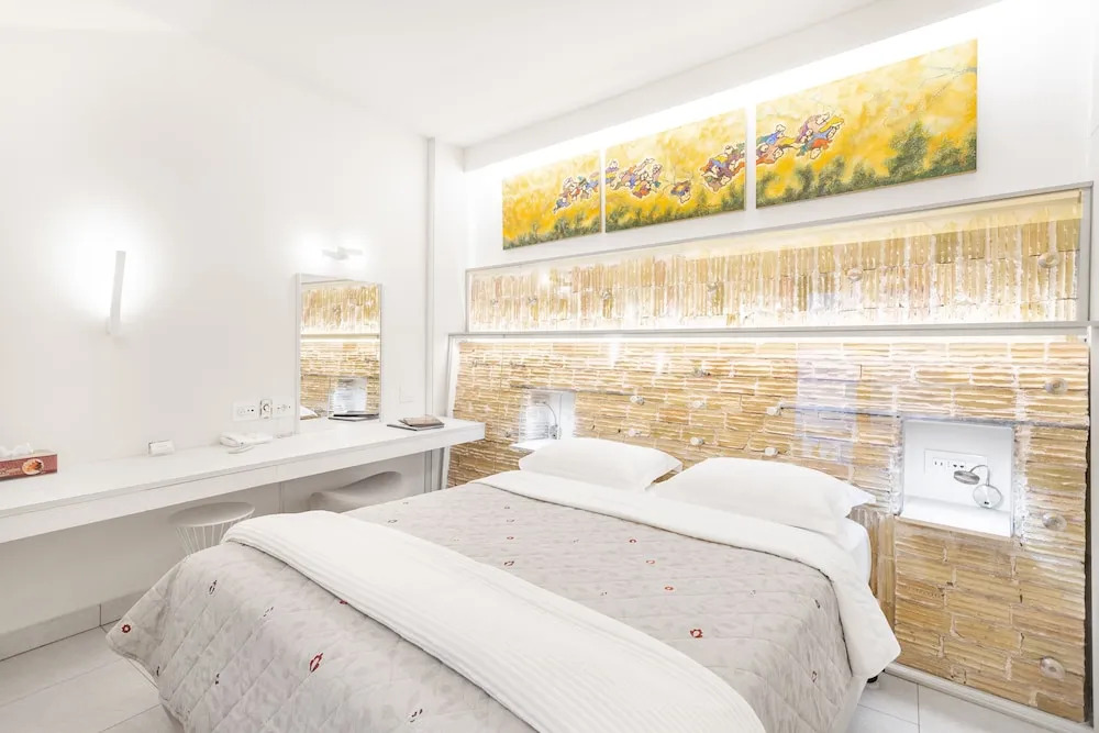 Acropolis Suites - Where else in Athens