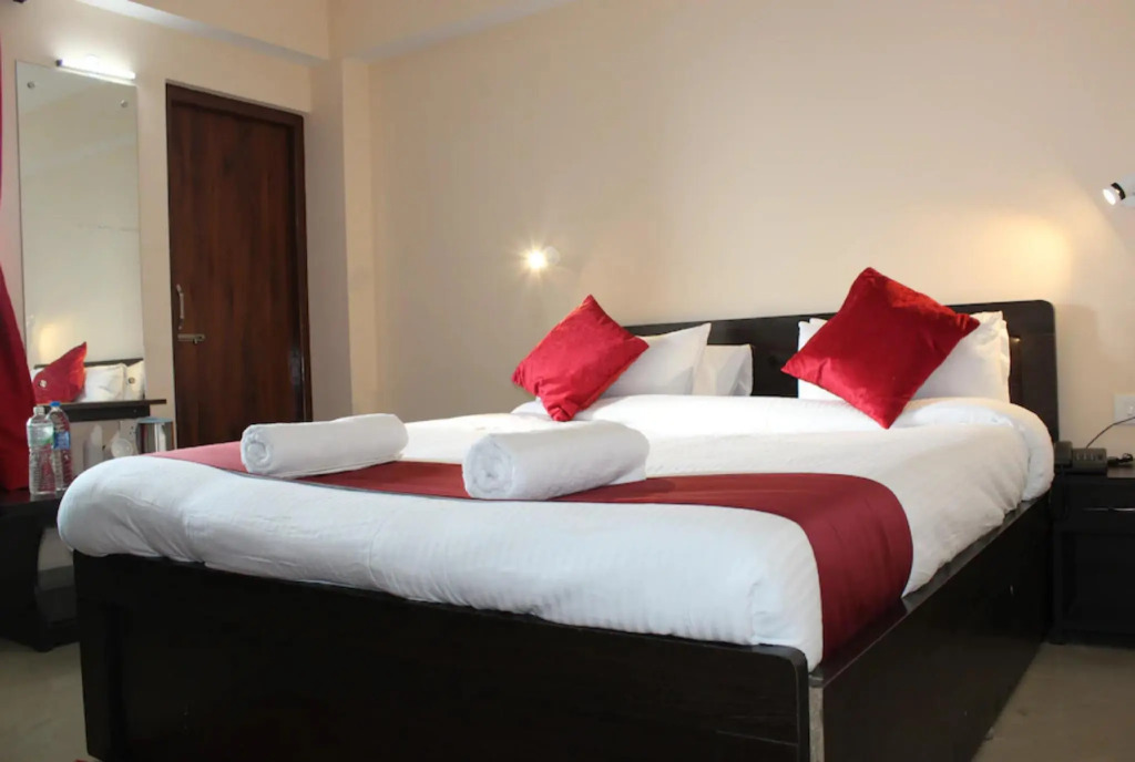 Goroomgo The Bankhim Residency Gangtok