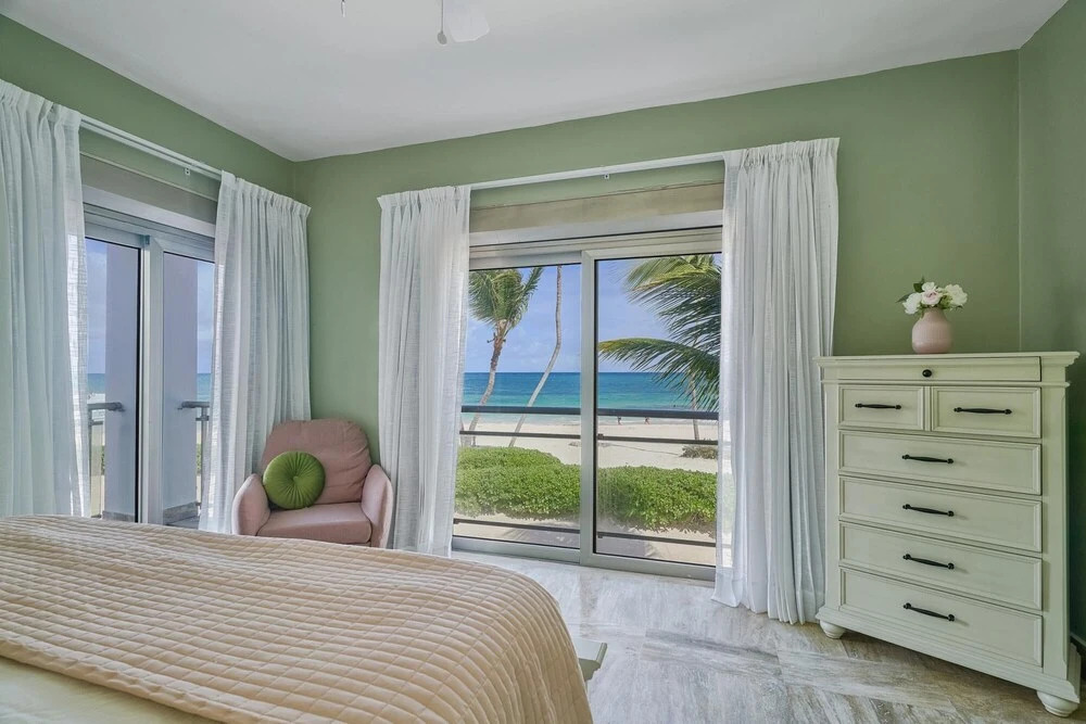 Beachfront Condo w Sea View Ah-201 Costa Atlantica