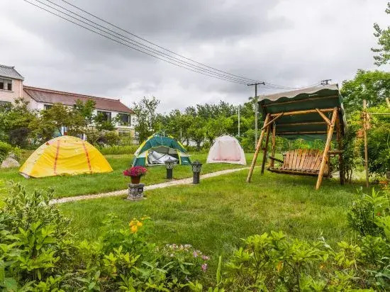 YunLu Homestay (Shanghai International Tourism Resort)