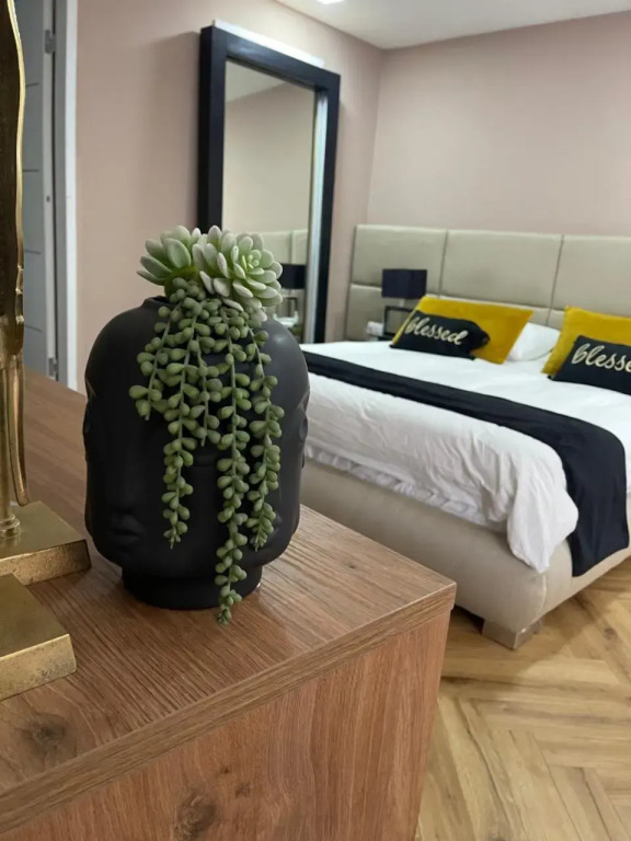 rooms 48
