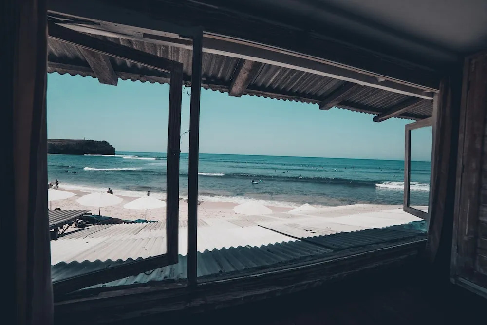 Balangan Beach Villa