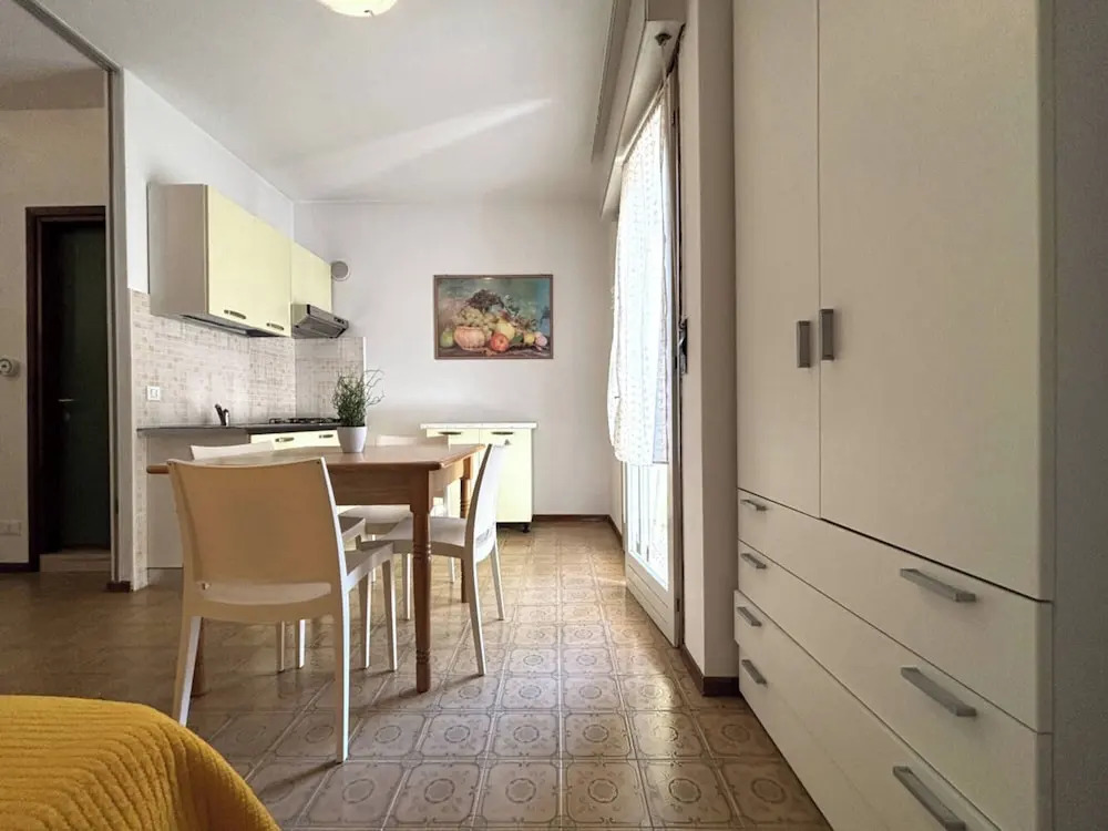 Nice Studio With Side sea View