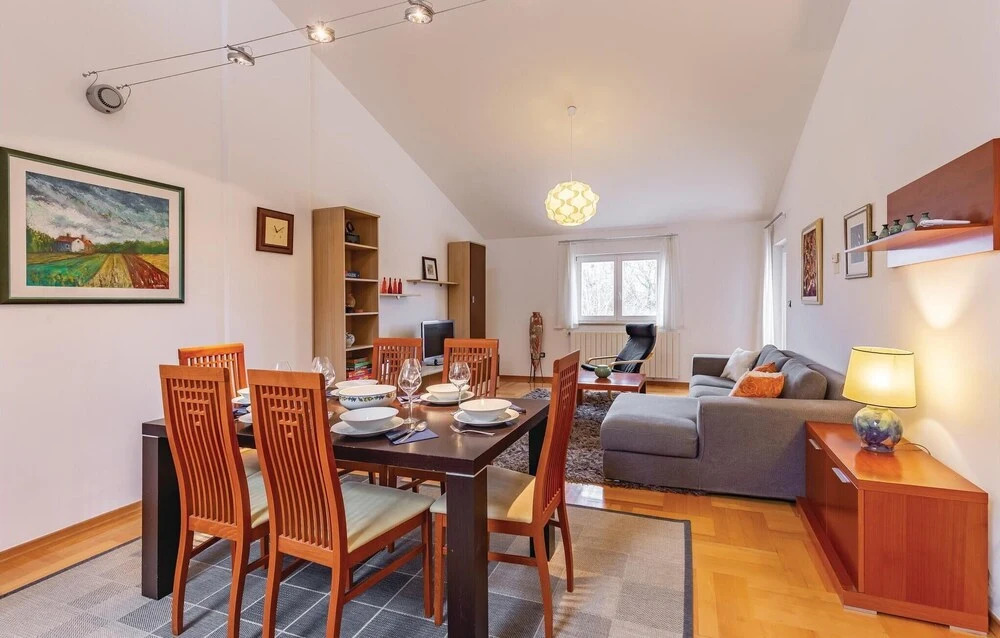 Nice Home in Volme With Wifi and 3 Bedrooms