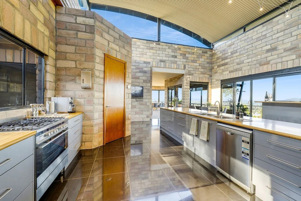Tyalla Lodge Unique Luxe Design in the Mountains