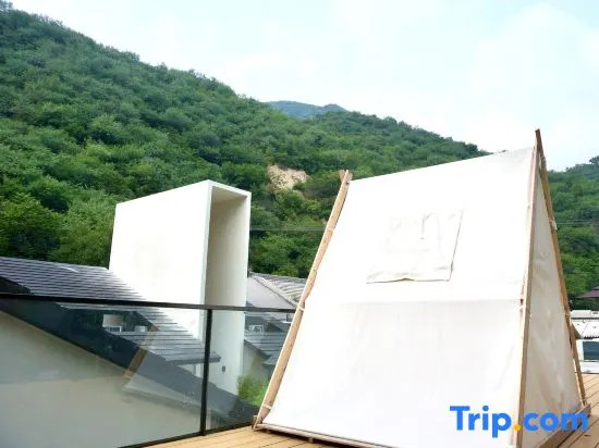 HHHO Tree House B&B (Badaling Water Gate Great Wall Branch)