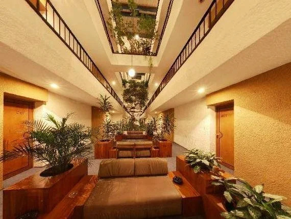 Suites Real 85