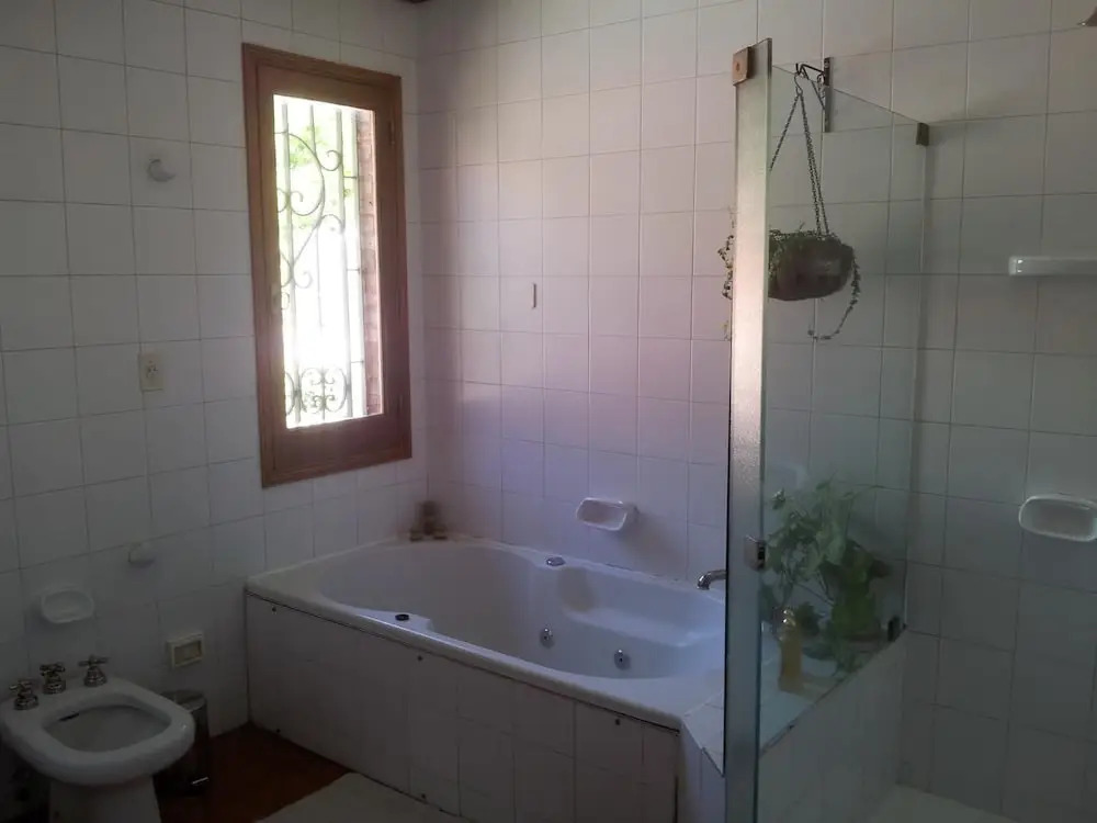 816 B&B