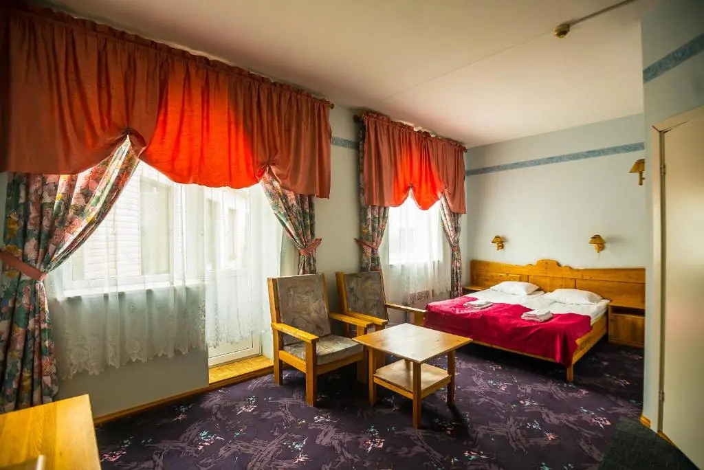 Lõokese Hotell