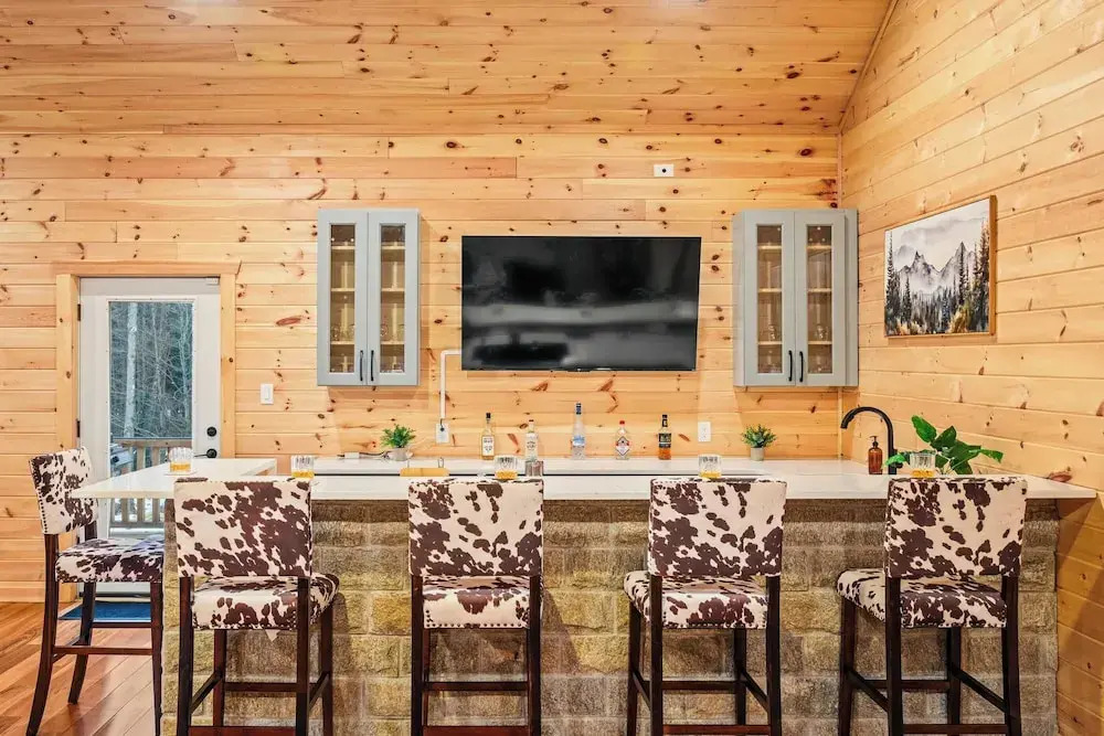 Grand Timber by Avantstay Indoor Pool + Sports Court + Game Room & More!