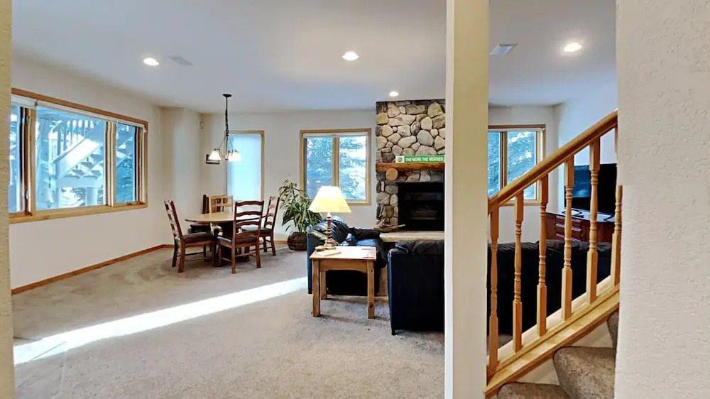 36 James Court 5 Bedroom Home by Redawning