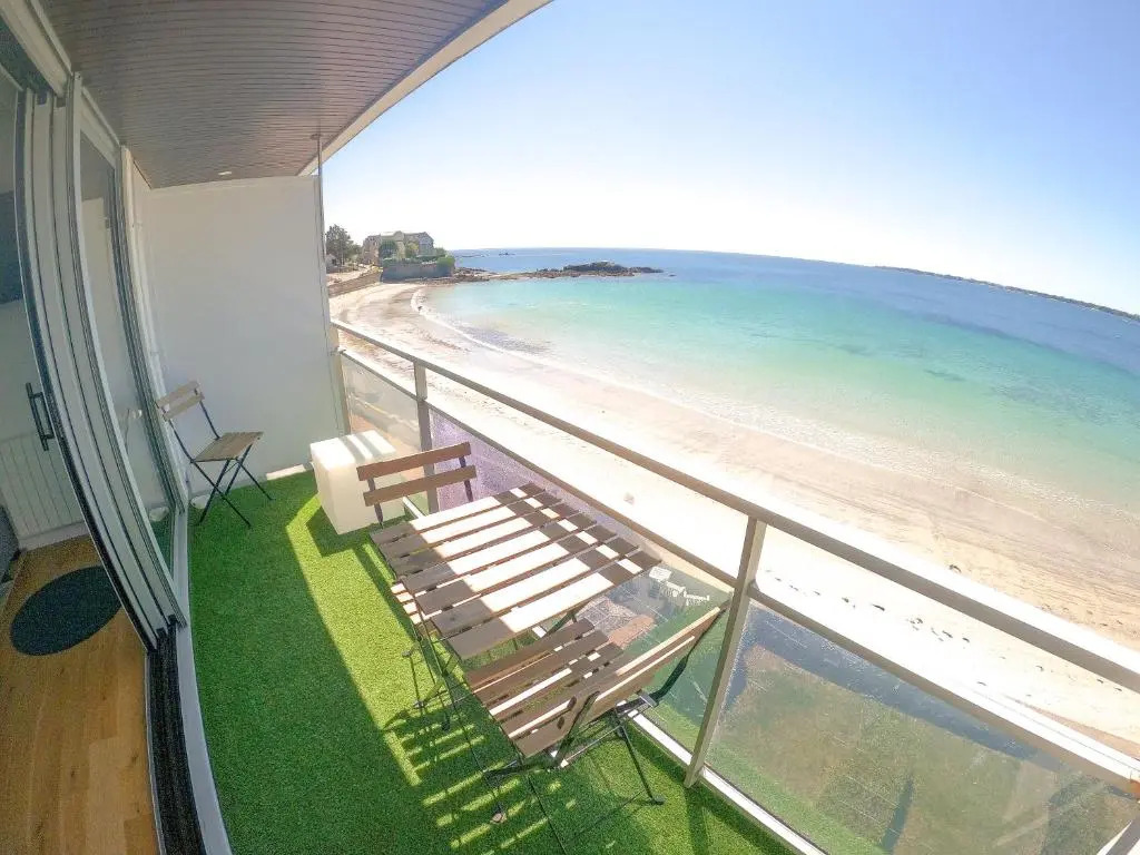 L IROIZH CONCARNEAU Studio Standing Vue Mer