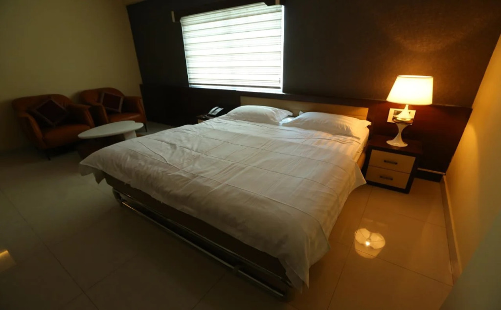 Hotel Swaraj Sarovar by OYO