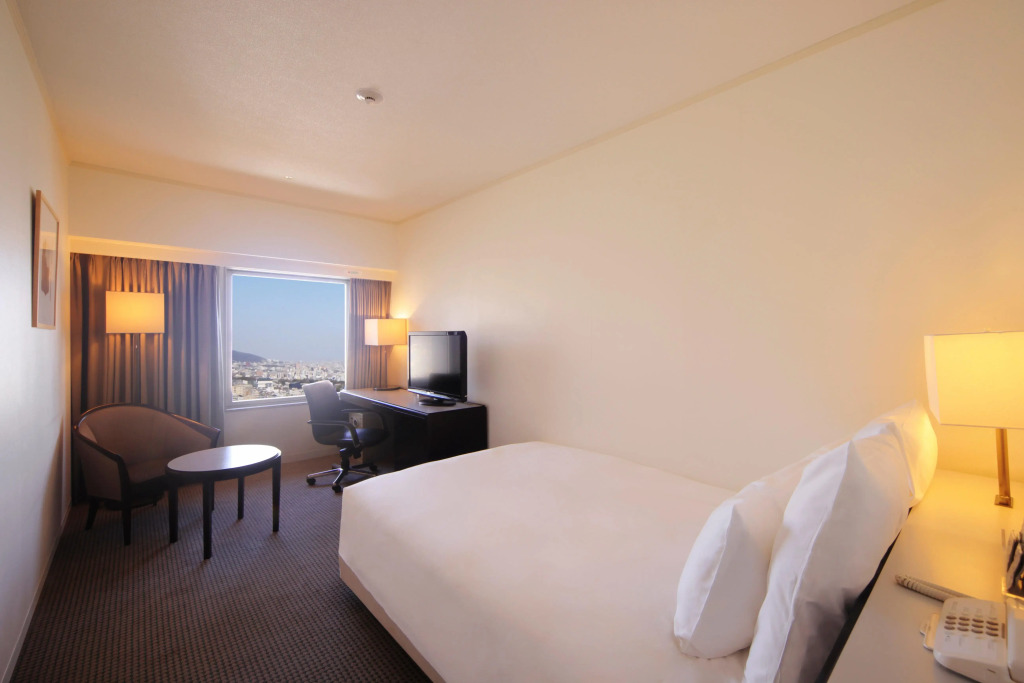 ANA Crowne Plaza Kobe by IHG