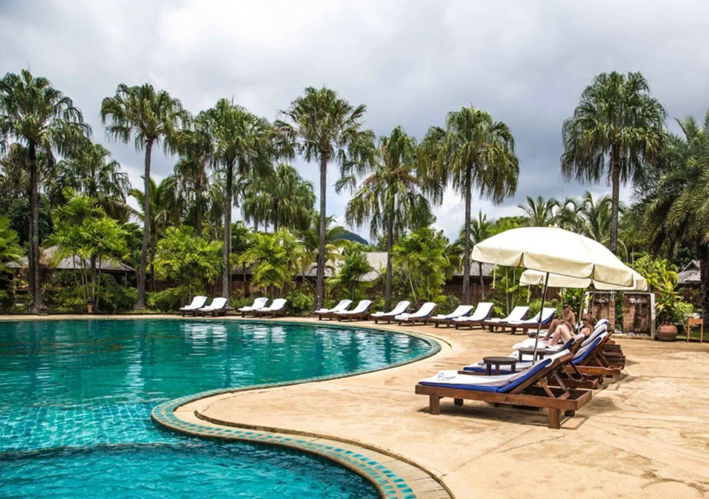 Phowadol Resort