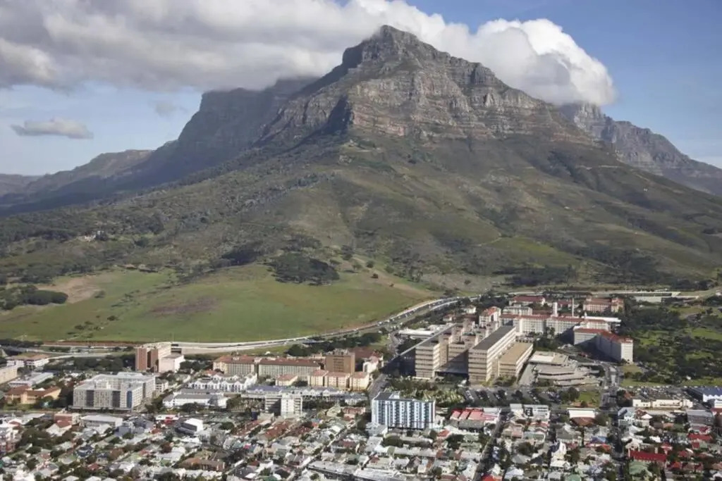 The Paragon SOLO MODERN DELUXE CENTRAL TO CAPE TOWN
