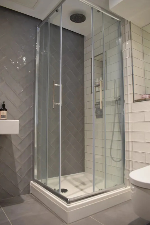1 Bedroom Mezzanine Apartment In Stoke Newington