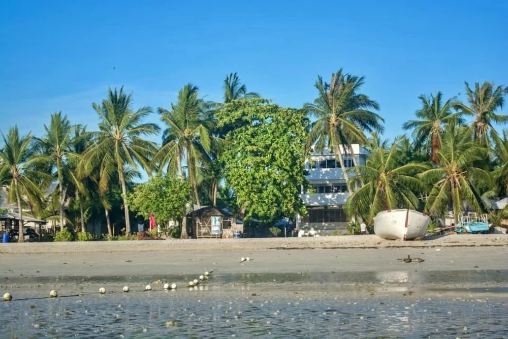 In Dai Aquasports and Beach Resort