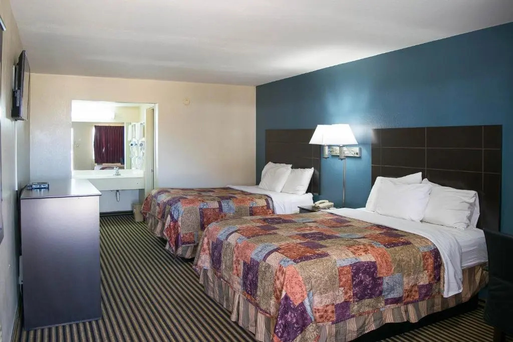 Countryside Inn
