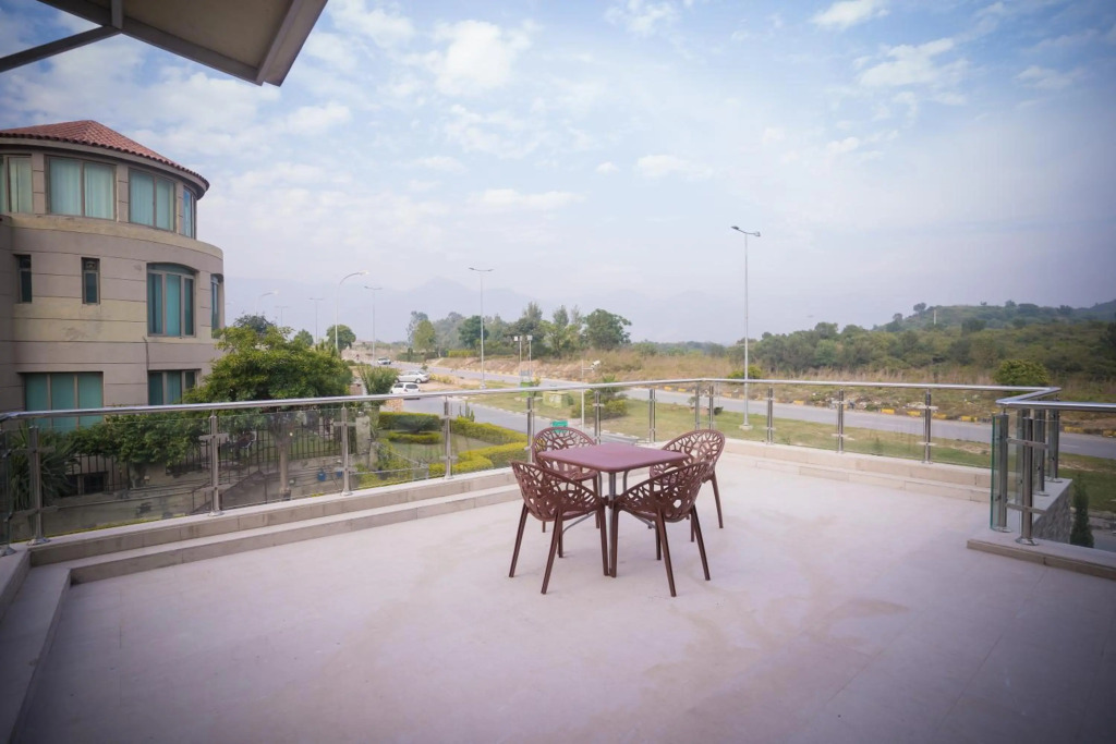 Canadian Inn Islamabad