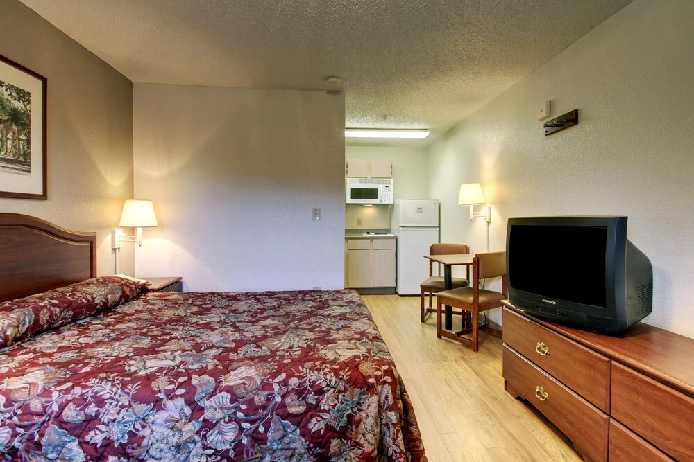 Sun Suites of Charlotte