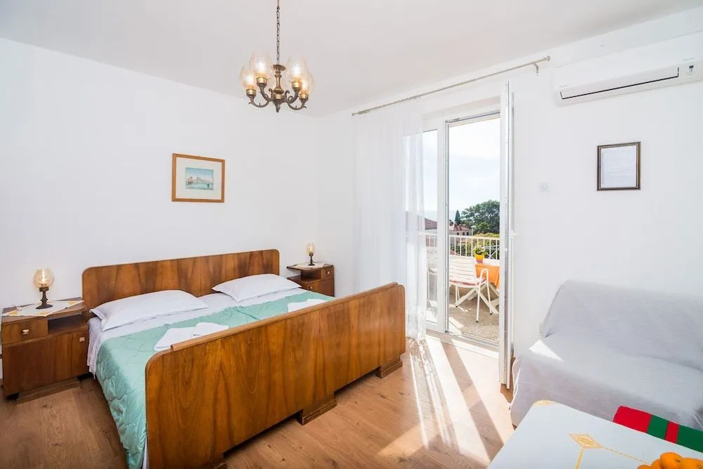 Apartment Zana