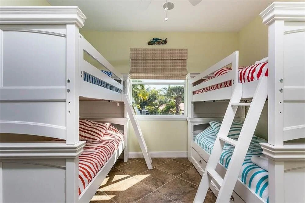 Sea la Vie 3 Br home with Pool Hot Tub by RedAwning