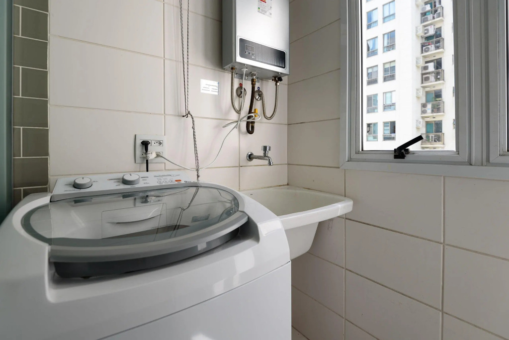 Apartamento C/ Piscina E Garagem | Fl 960/520