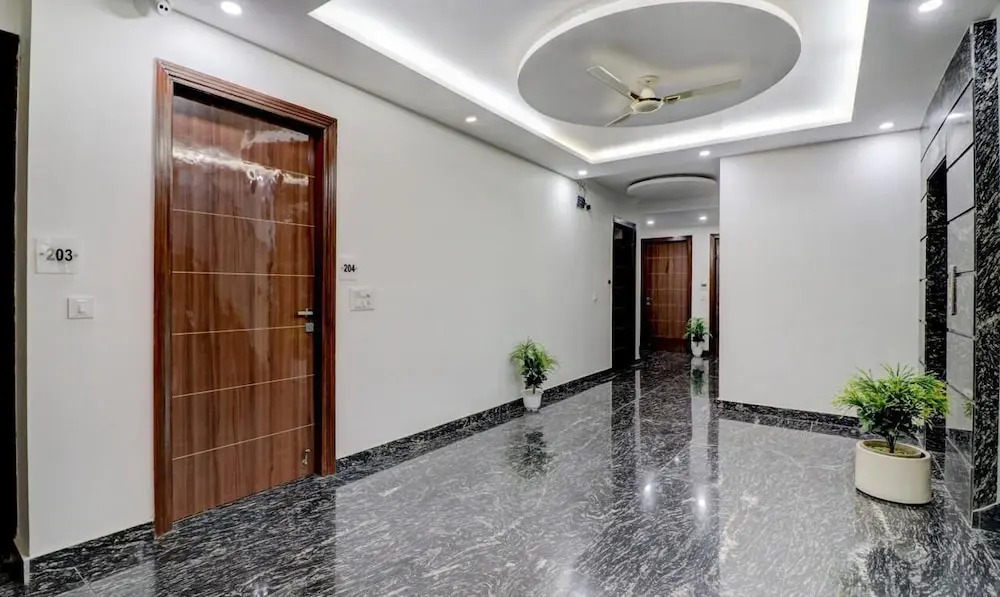 Hotel Grand Manor