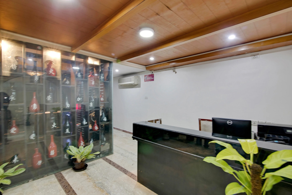 Capital O Elegant Amethyst Business Hotel Near Ragigudda Sri Prasanna Anjaneyaswamy Temple