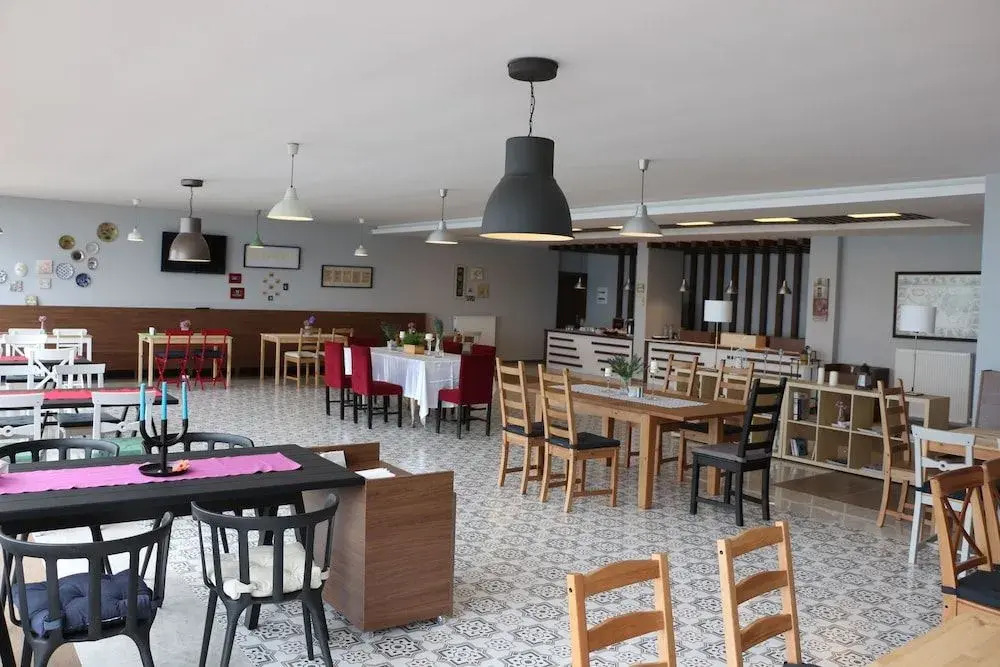 Huseyin Hotel
