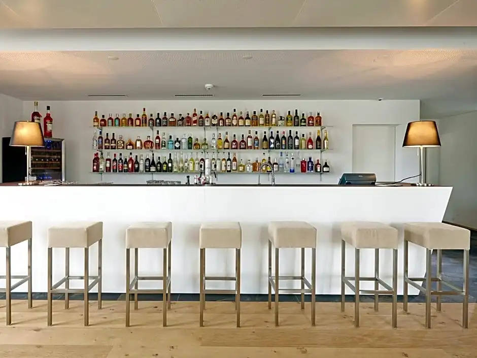 Hotel AVA