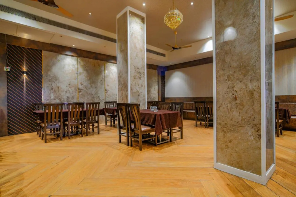 FabHotel Pishori - Vijay Nagar