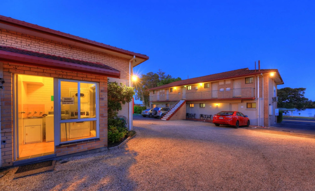 Midlands Motel