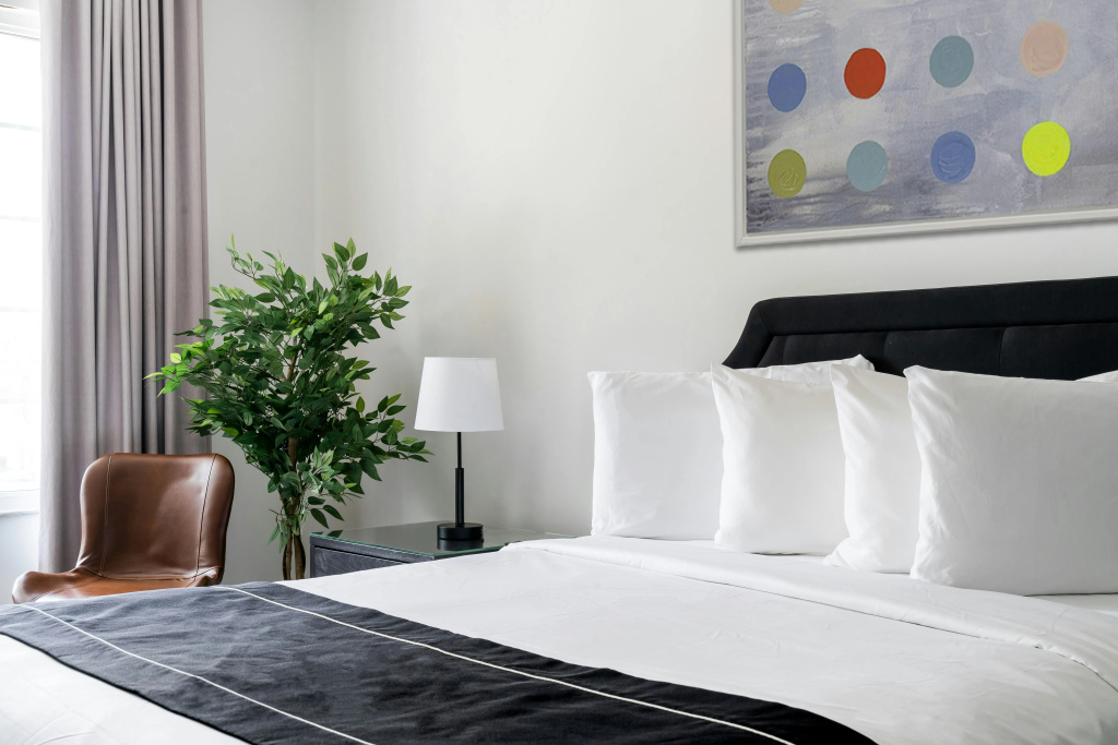 Essex House Hotel