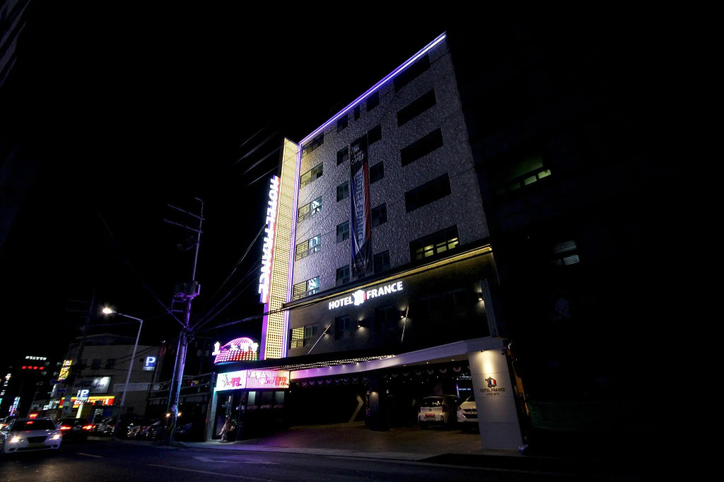 Busan Oncheonjang Hotel France