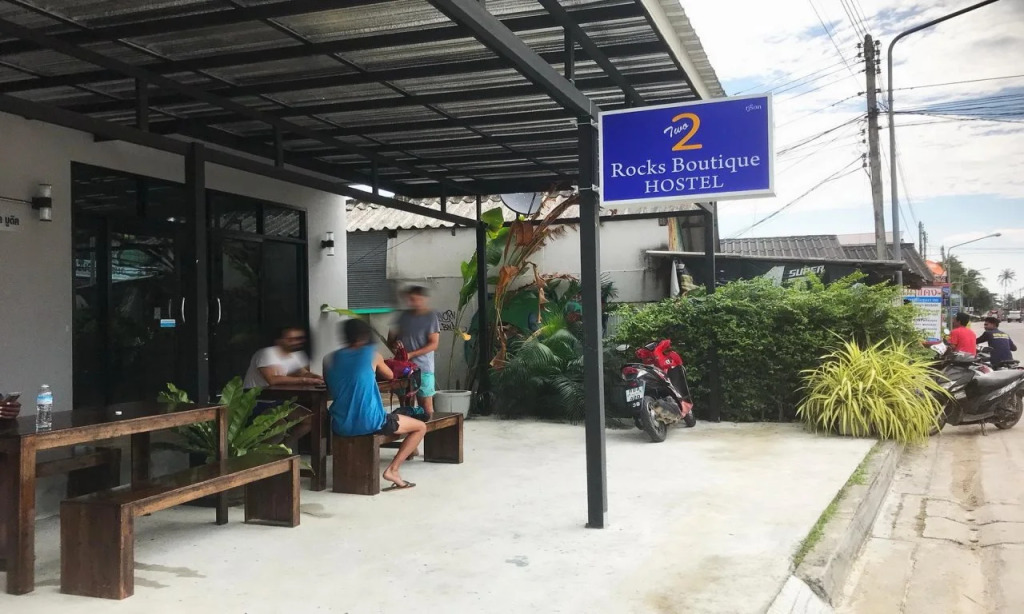 2 Rocks Boutique Hostel