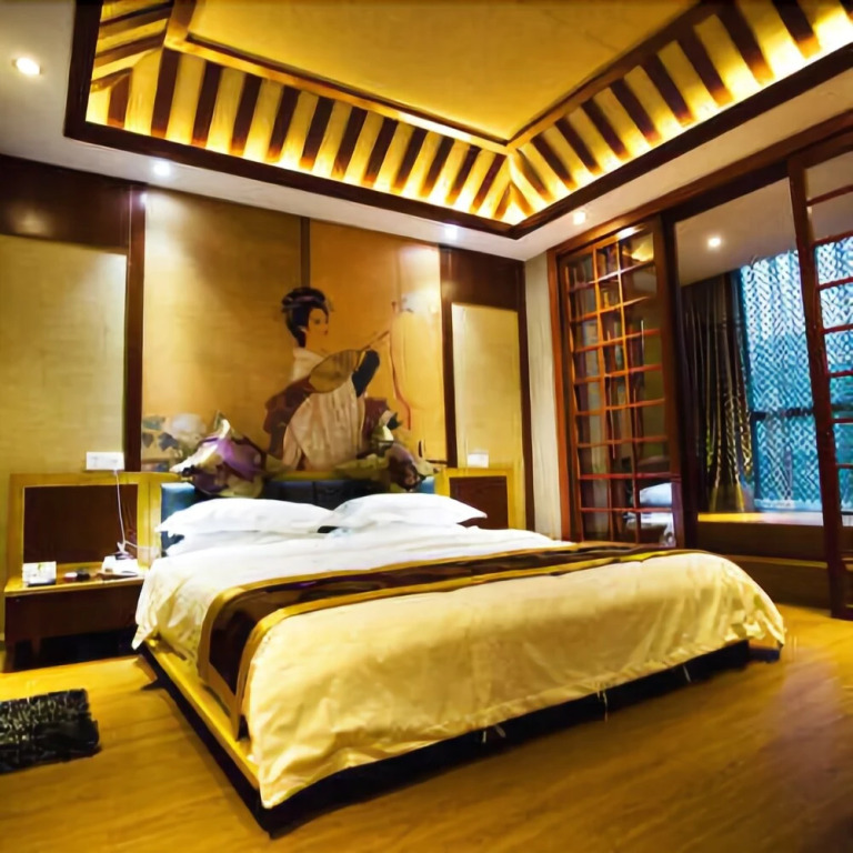 Home Inn Hotel