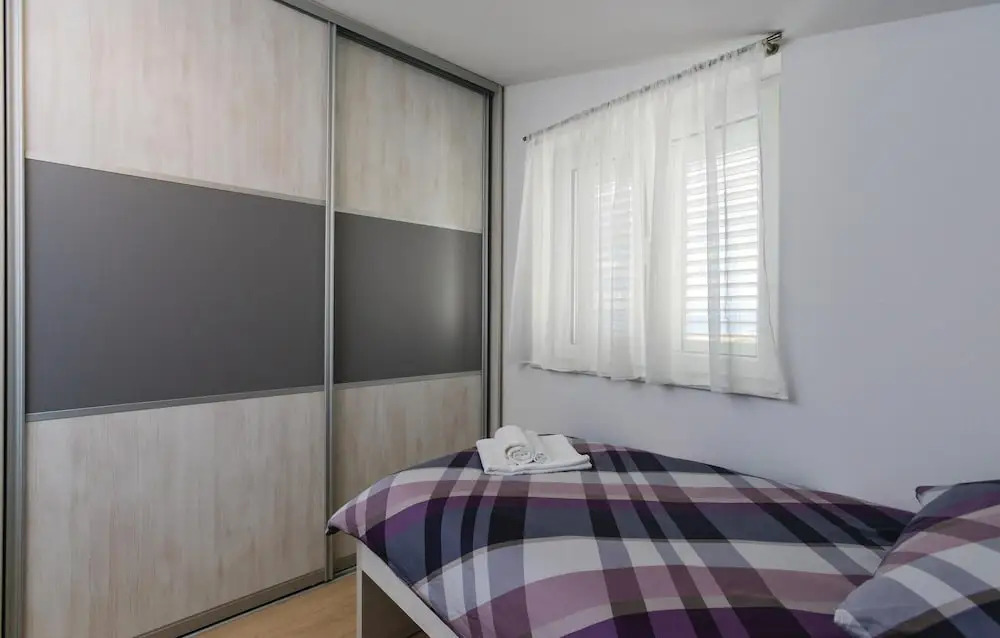 Stunning Home in Kastel Gomilica With Wifi and 2 Bedrooms