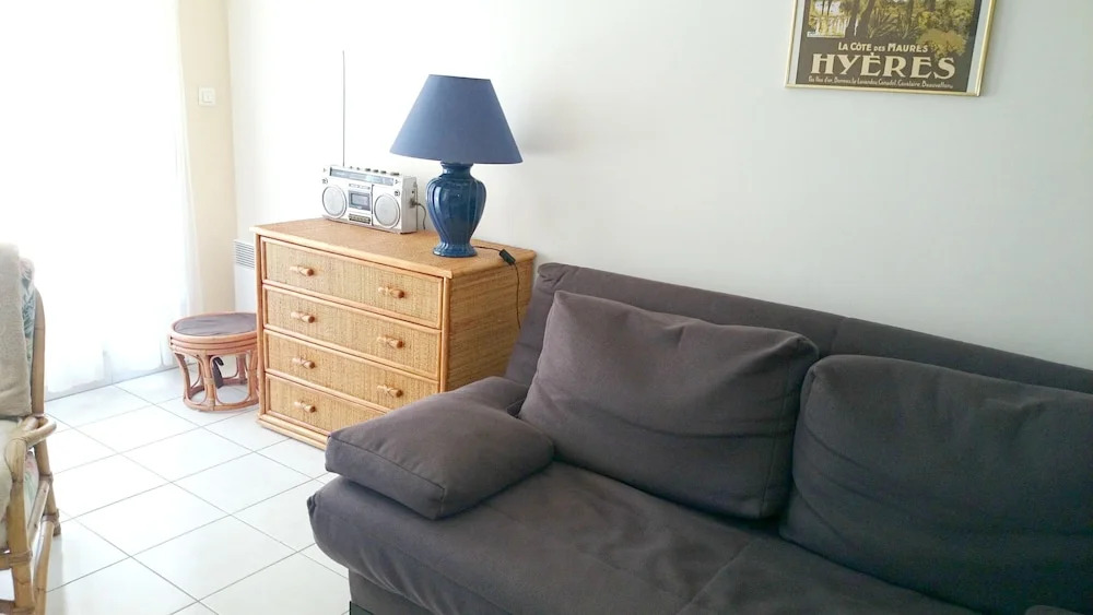 Apartment With one Bedroom in Hyères, With Wonderful City View, Enclos